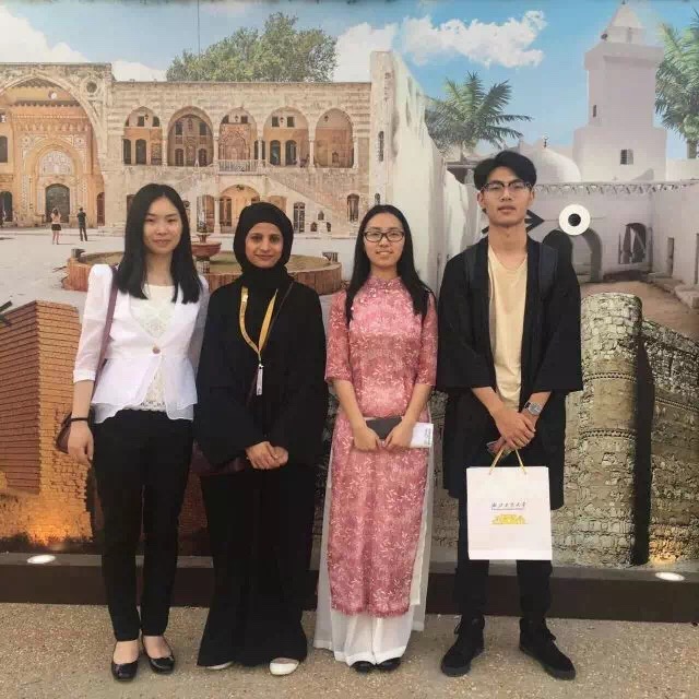 216262033.jpg 216262033.jpg